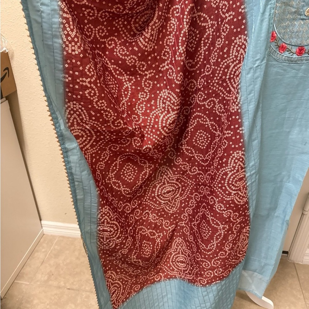 New Pakistani Indian designer Blue and Red Embroidered shalwar kameez #636 - Picture 3 of 5